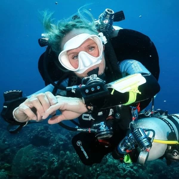 Odyssey Resort Utila Instructor